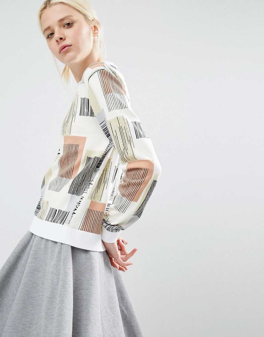 Sweatshirt in Geometric Print