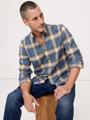 Standard-Fit Lightweight Flannel Shirt